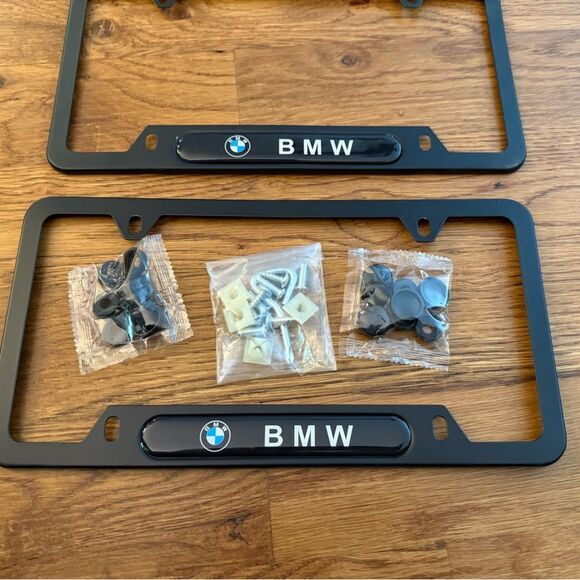 BMW License Plate Frames in Black Set of 2 NWT - Picture 3 of 5